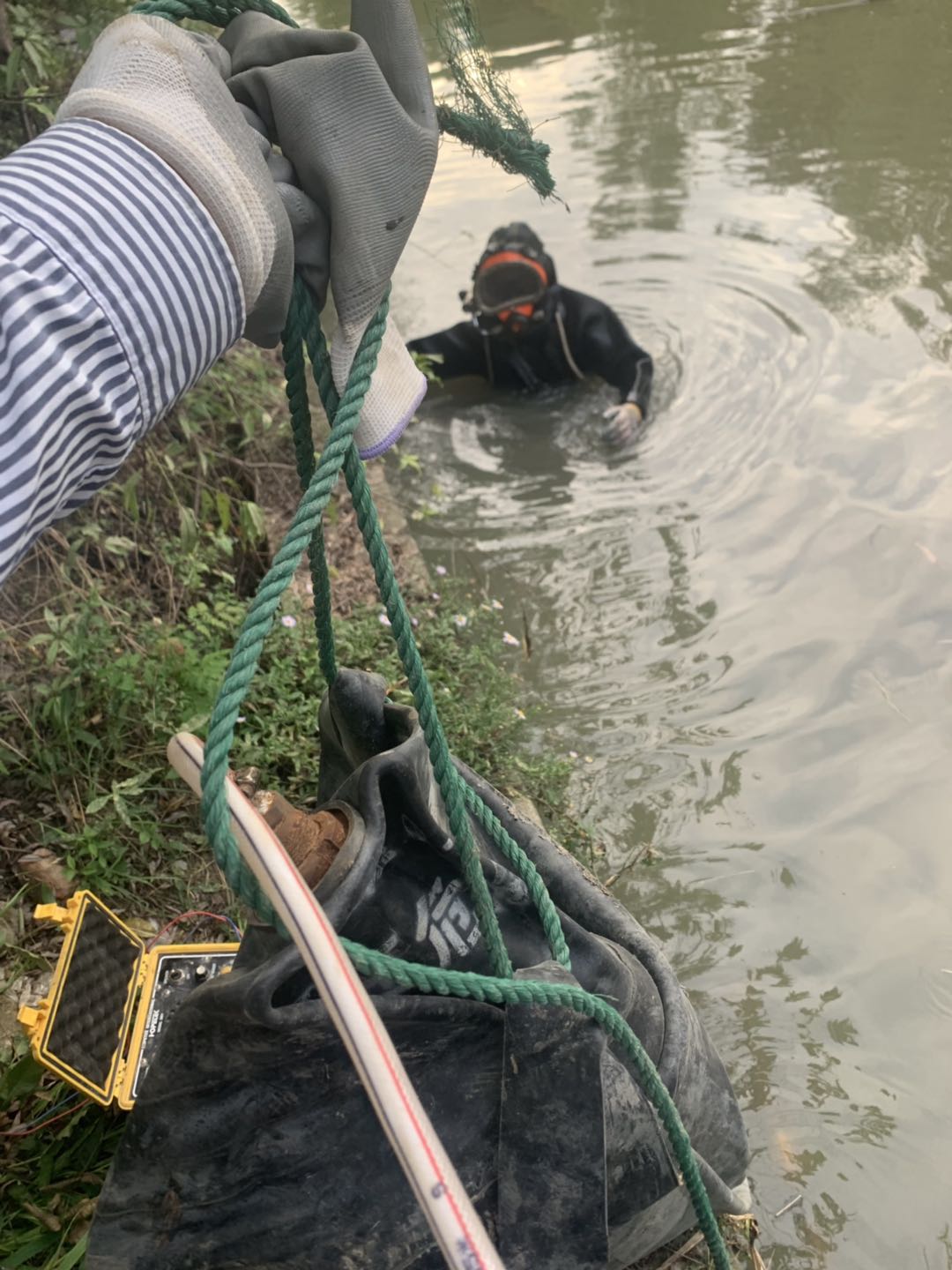 水下电焊焊接固定公司-水下安装